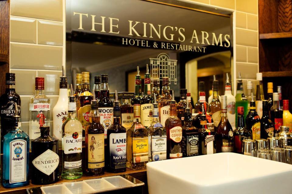 The Kings Arms Hotel Bicester Buitenkant foto